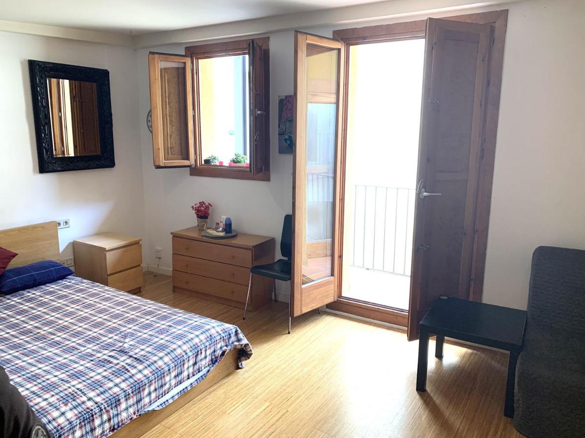 Apartment Next To Ramblas برشلونة المظهر الخارجي الصورة